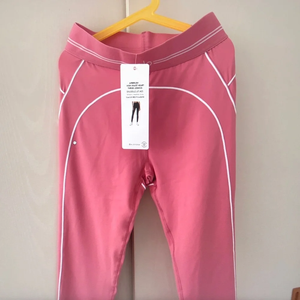 ALO Yoga Rose Seamless Scoop Sports Bra & High-Waist Leggings Set
